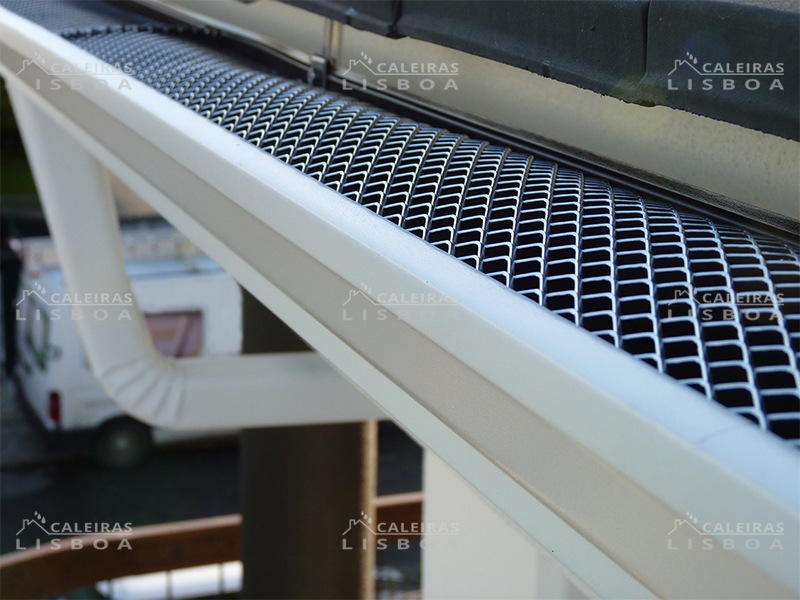 Caleira Lisa em Aluminio Lacado