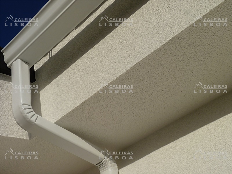 Caleira Lisa em Aluminio Lacado